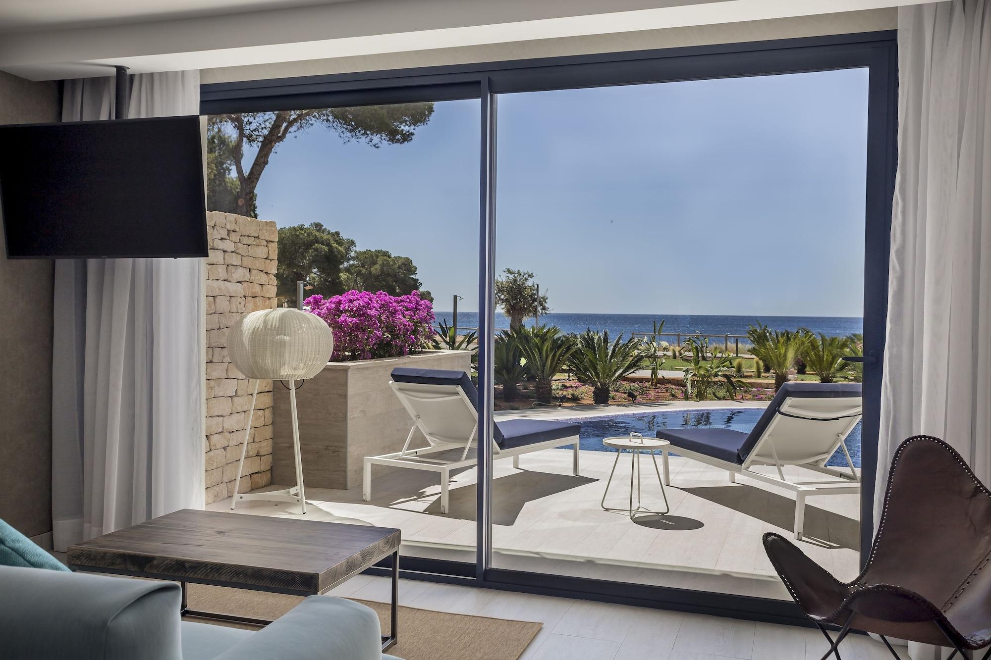 Catalonia Royal Ses Estaques-Adults Only Hotel ซานตาเอวเลเรียเดสริว ภายนอก รูปภาพ