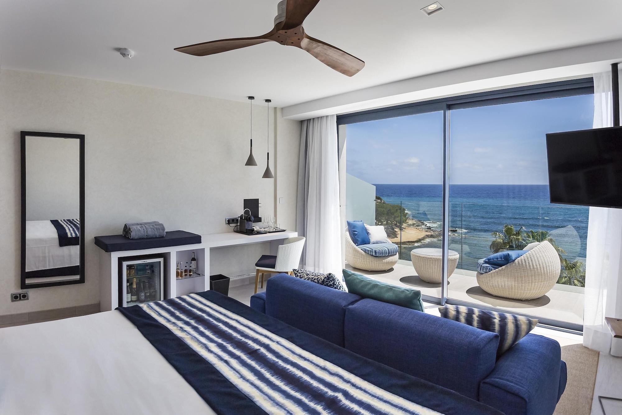 Catalonia Royal Ses Estaques-Adults Only Hotel ซานตาเอวเลเรียเดสริว ภายนอก รูปภาพ