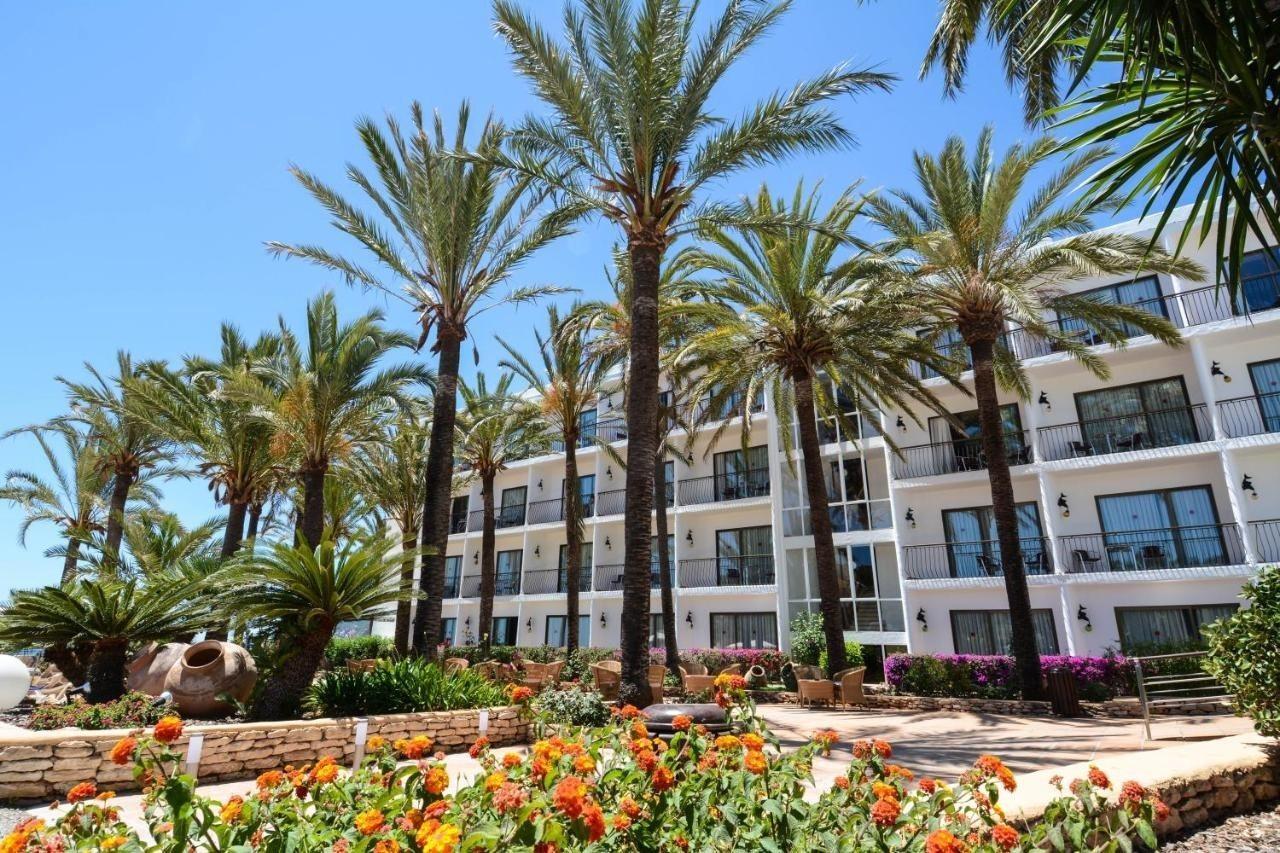 Catalonia Royal Ses Estaques-Adults Only Hotel ซานตาเอวเลเรียเดสริว ภายนอก รูปภาพ