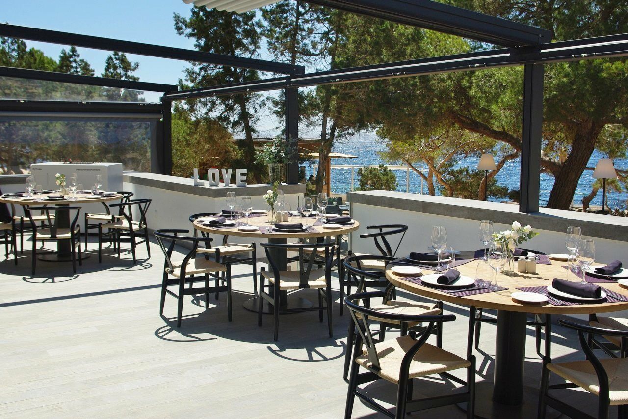 Catalonia Royal Ses Estaques-Adults Only Hotel ซานตาเอวเลเรียเดสริว ภายนอก รูปภาพ